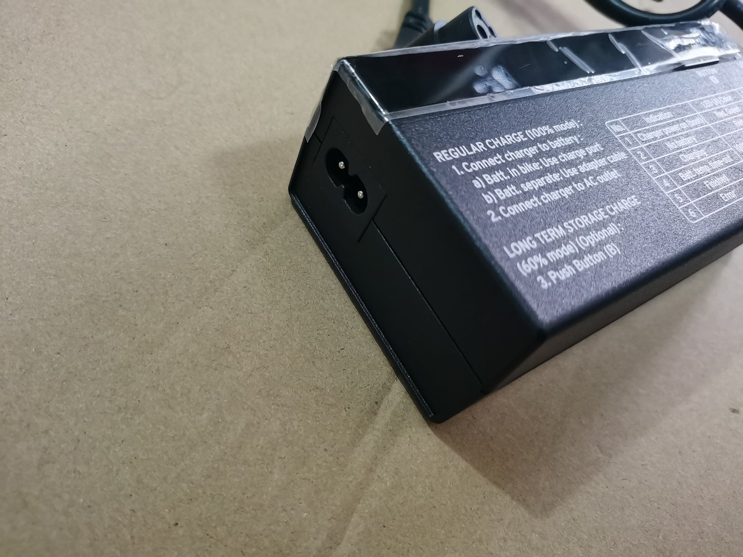 Buy Giant GLI180AA 36V 4A Battery Charger